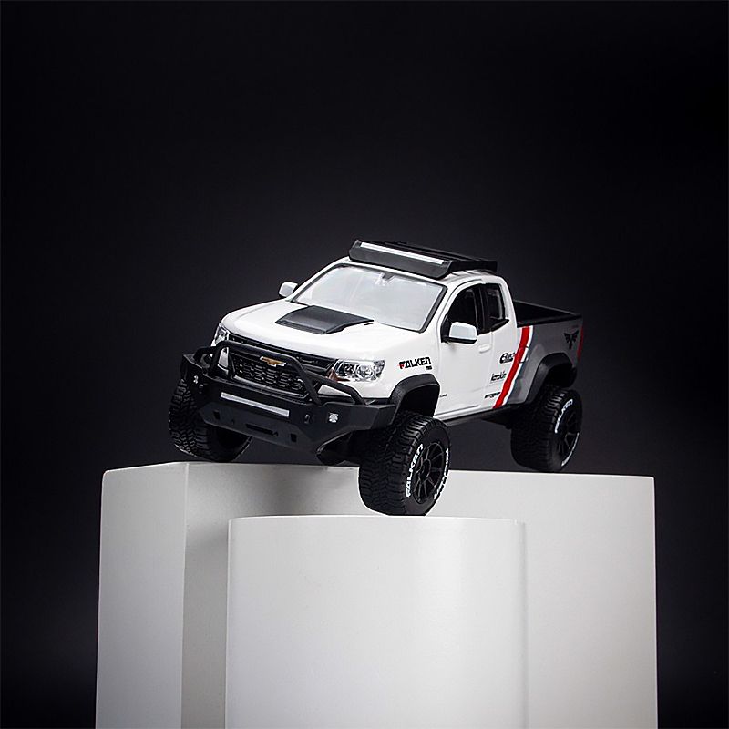 Mô hình Xe Chevrolet Colorado ZR2 2017 Off-Road 1:27